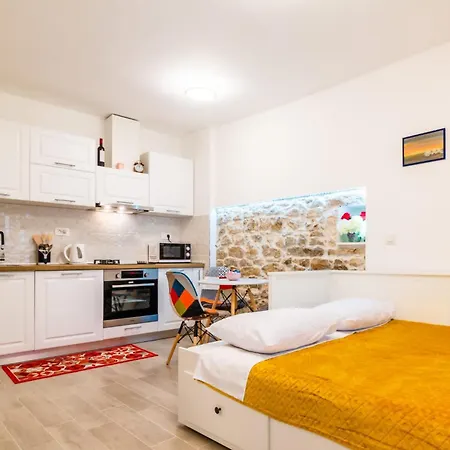 Mirela Kastel Stafilic Apartman Kaštela