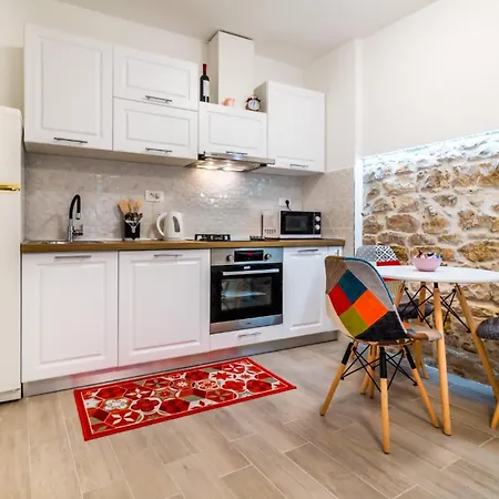 Mirela Kastel Stafilic Apartment *